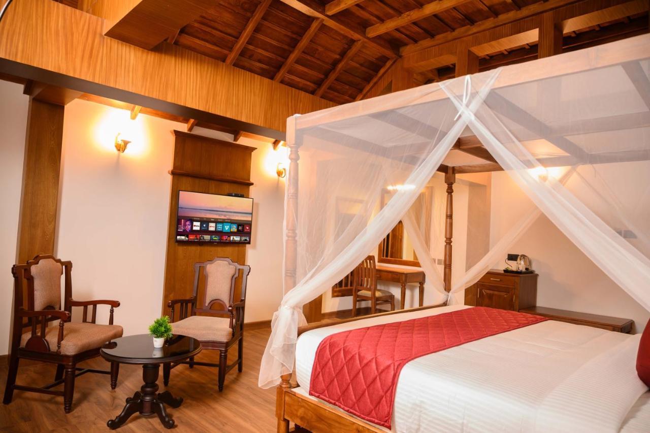 Surya Heritage Hotels Kannur Esterno foto