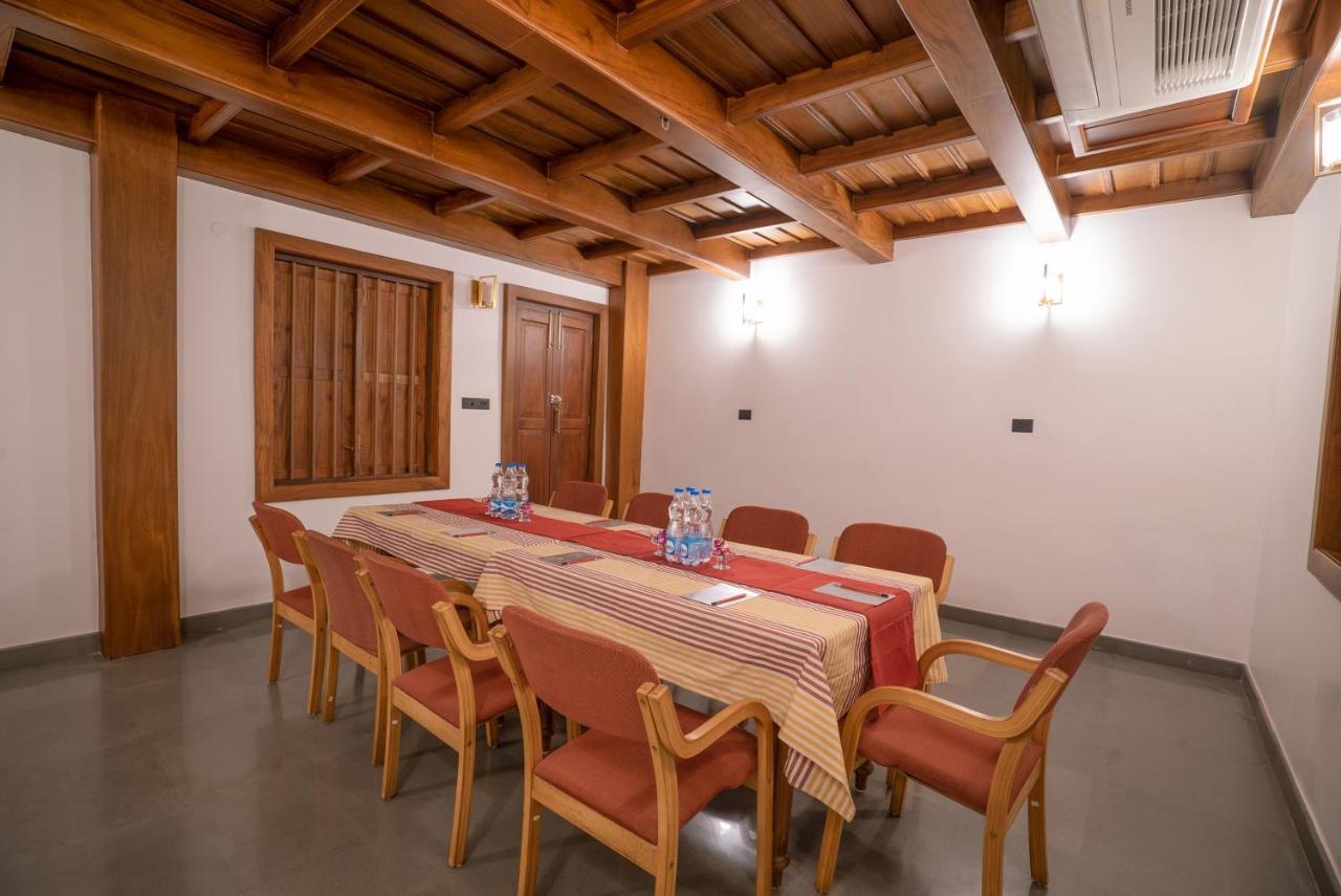 Surya Heritage Hotels Kannur Esterno foto