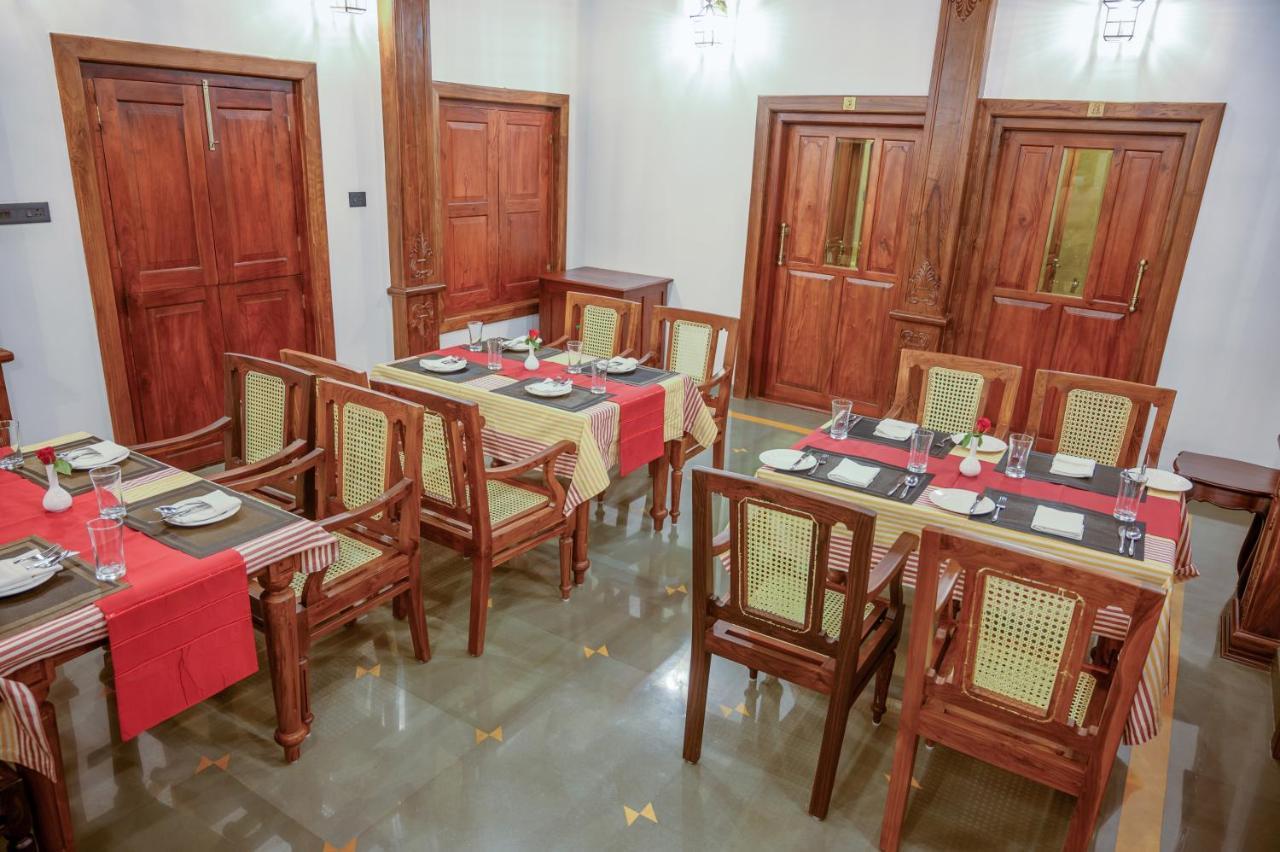 Surya Heritage Hotels Kannur Esterno foto