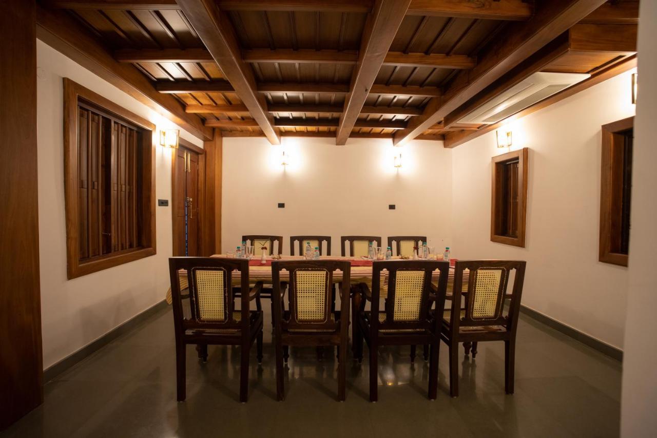 Surya Heritage Hotels Kannur Esterno foto